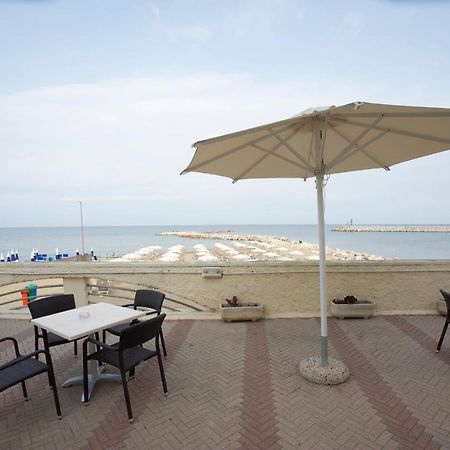 Hotel Stella Marina Сан Винченцо Екстериор снимка