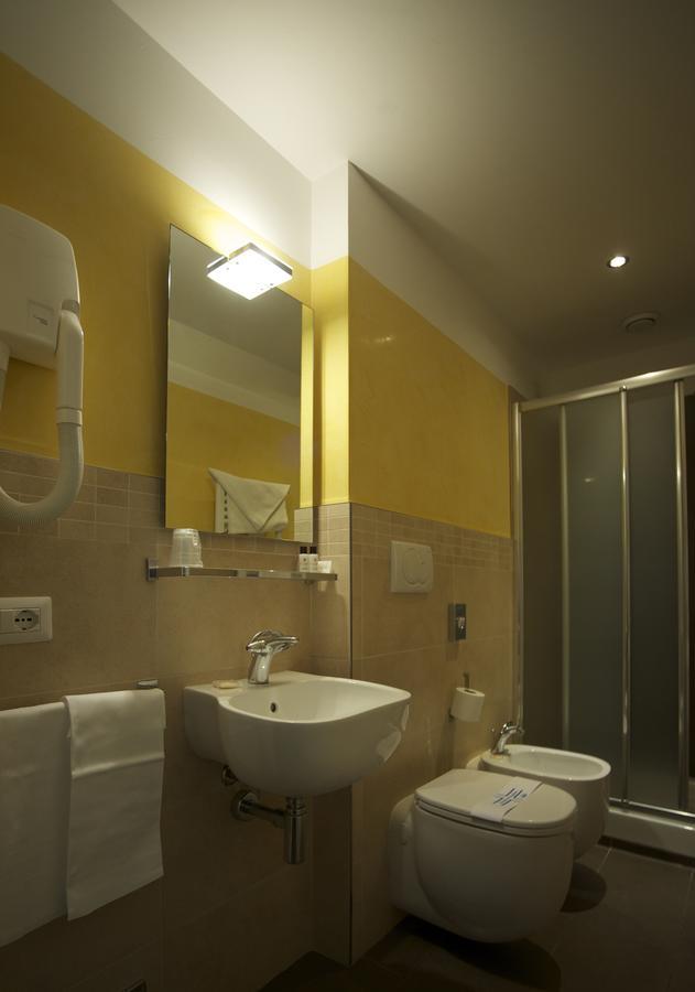 Hotel Stella Marina Сан Винченцо Екстериор снимка